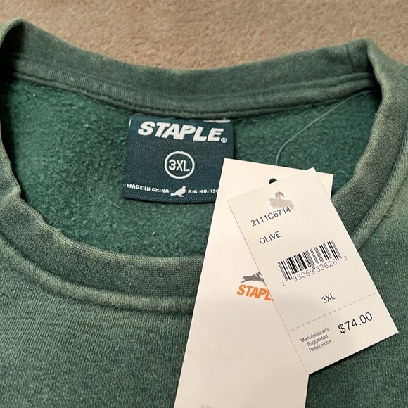 New mens 3XL STAPLE PIGEON faded heavyweight crewneck. - Picture 2 of 3